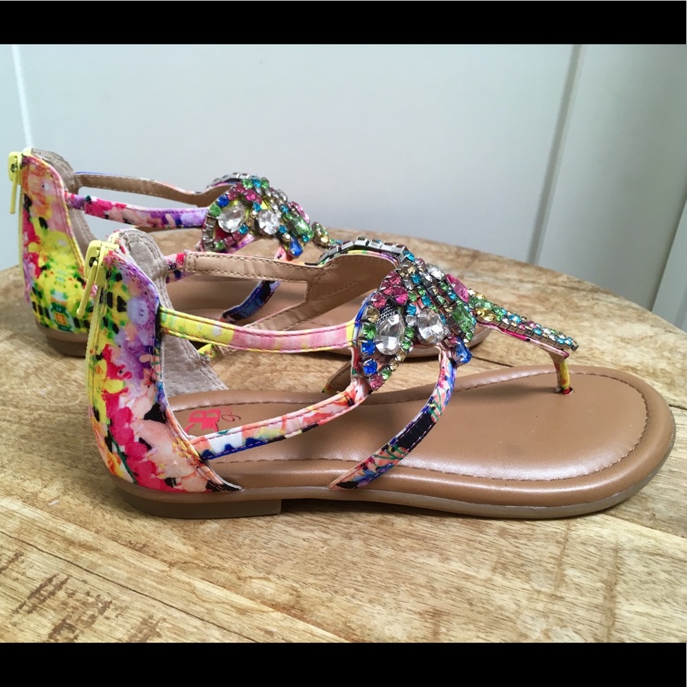 Gianni Bini GB Girls Rhinestone Sandal Sz 3